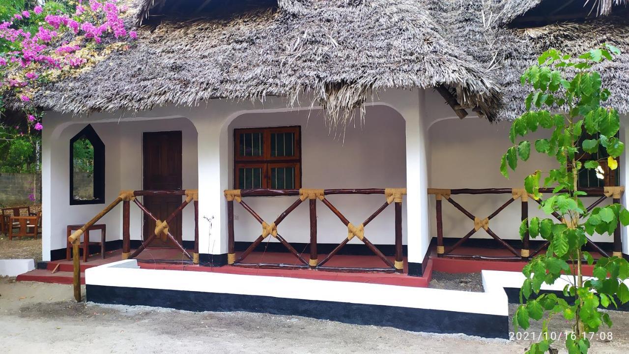Menai Bay Beach Bungalows Unguja Ukuu Екстер'єр фото