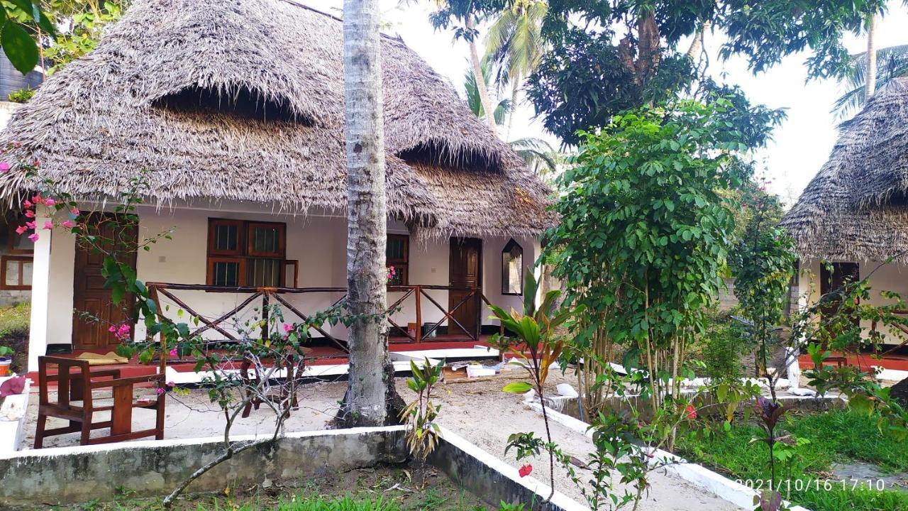 Menai Bay Beach Bungalows Unguja Ukuu Екстер'єр фото