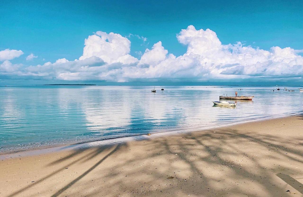 Menai Bay Beach Bungalows Unguja Ukuu Екстер'єр фото